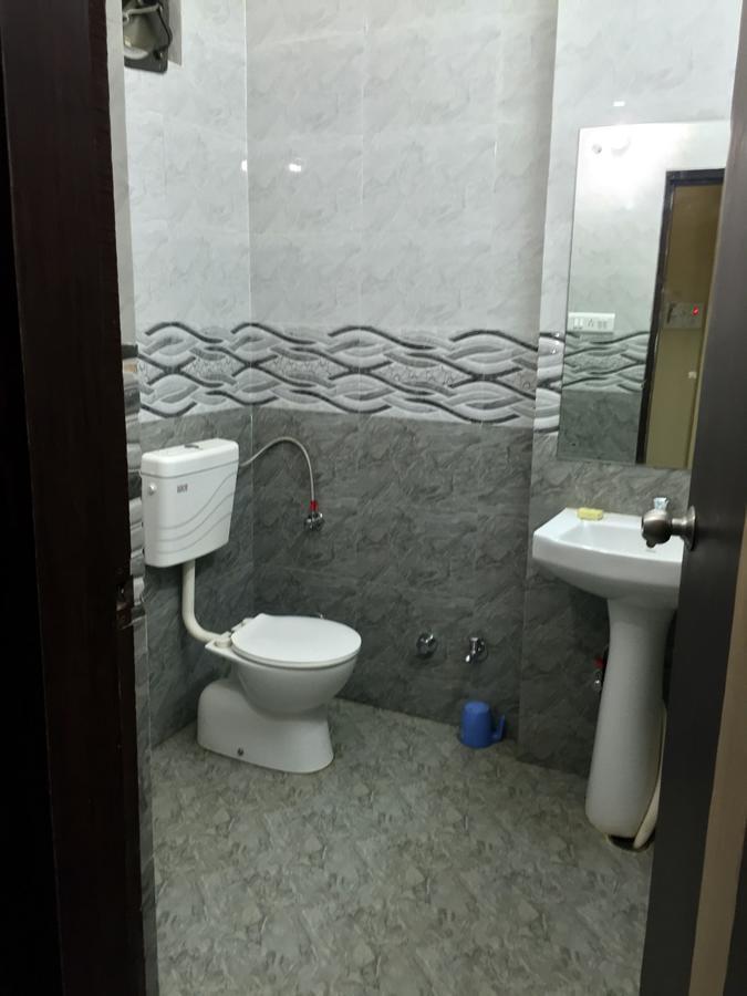 Hotel Lalit Palace Babina Kamer foto
